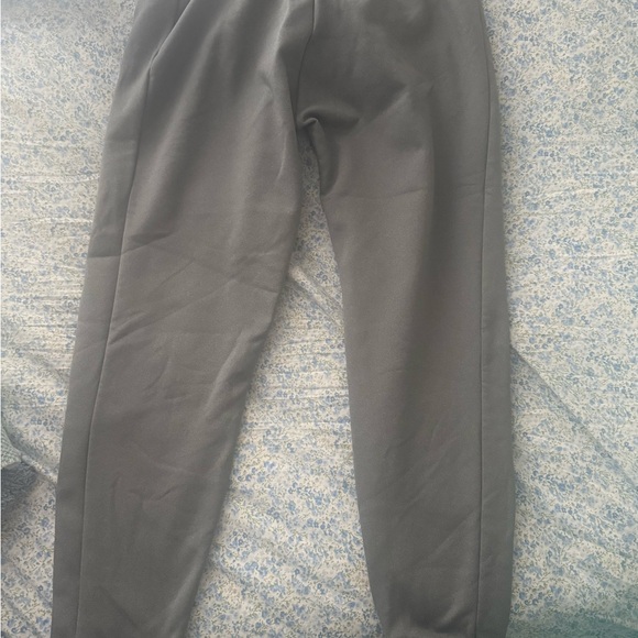Nike Gray Joggers - Picture 4 of 4
